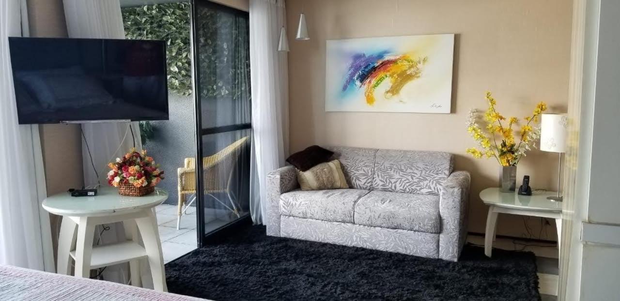 Apartamento Iate Plaza, Flat Na Areia Em Meireles *