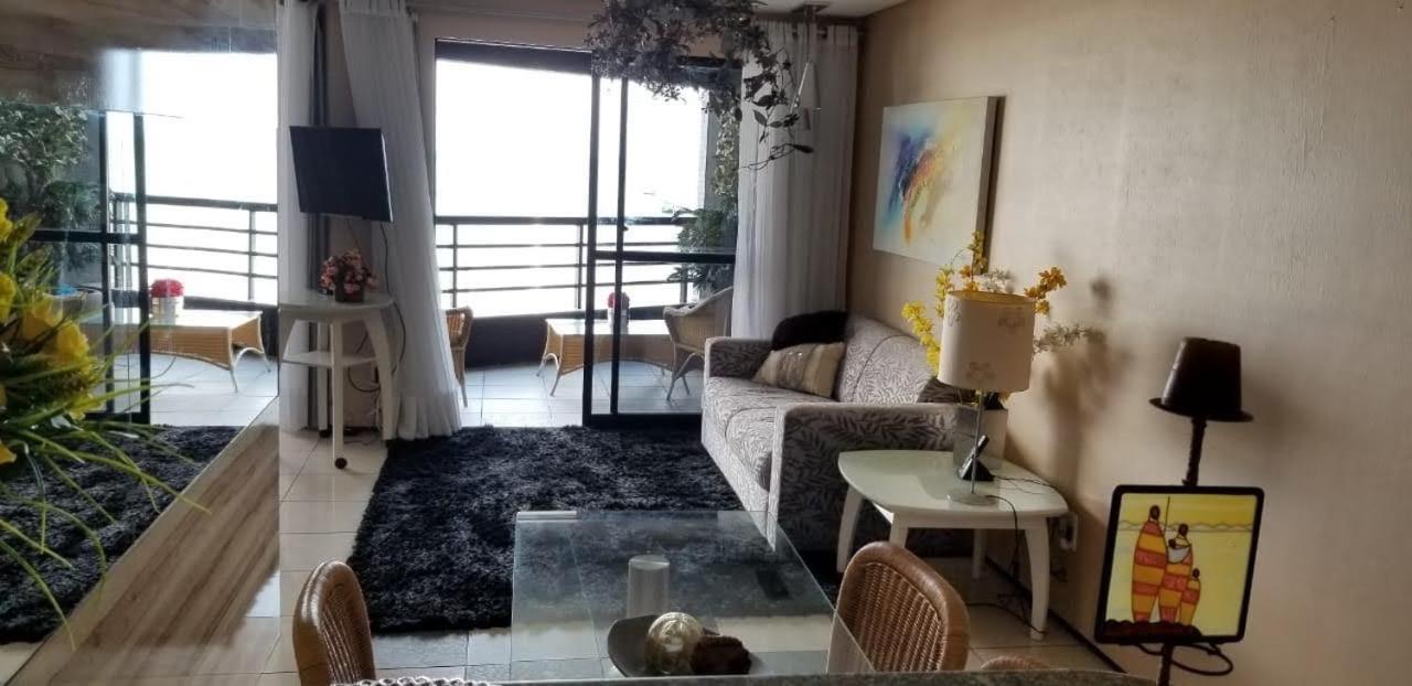 Apartamento Iate Plaza, Flat Na Areia Em Meireles